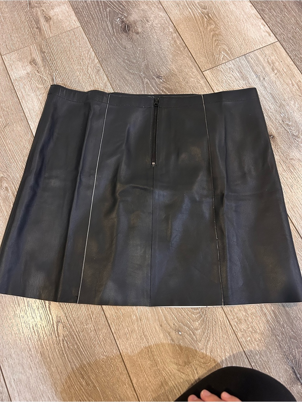 Vince Bitone Leather Miniskirt in black with contrast white trim detailing - Picture 7 of 7